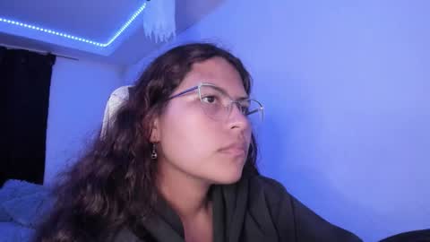  Lady  online show from 31, 10, 2025