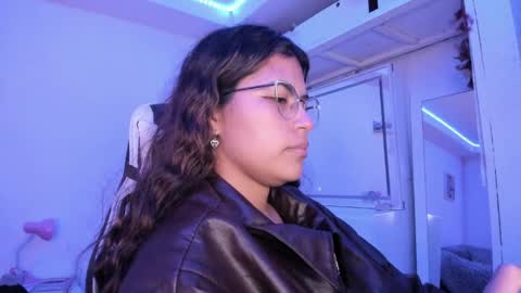  Lady  online show from 26, 4, 2026