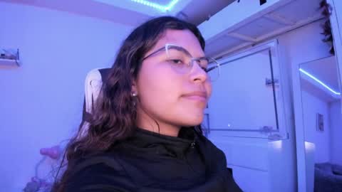  Lady  online show from 27, 4, 2026