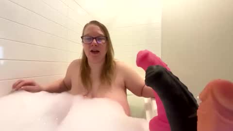 Snapshot of ladycherielynn chatting on 13, 5, 2026 LadyCherieLynn online show from 13, 5, 2026
