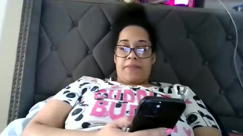 Stephanie online show from 6, 3, 2025