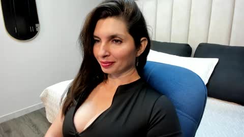  Danna................. online show from 27, 4, 2026