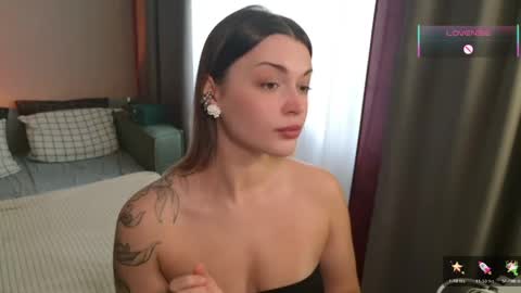 ladylancaster online show from 26, 4, 2026