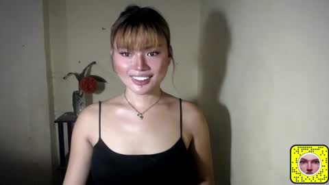 Snapshot of ladyofyou_dreamxoxo chatting on 26, 5, 2026 LILY online show from 26, 5, 2026