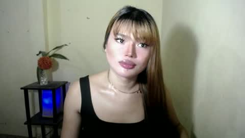 Snapshot of ladyofyou_dreamxoxo chatting on 14, 6, 2026 LILY online show from 14, 6, 2026