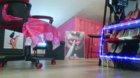 Oxana online show from 8, 2, 2026