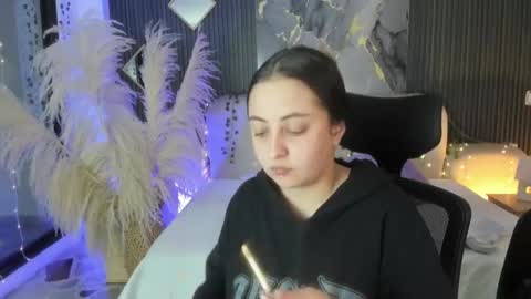 Lady  online show from 16, 2, 2026