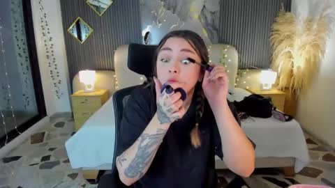 Lady  online show from 17, 2, 2026