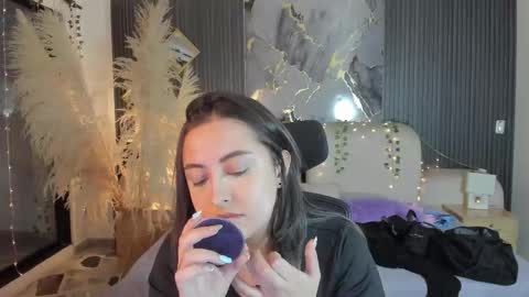 Lady  online show from 23, 2, 2026