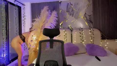 Lady  online show from 28, 2, 2026