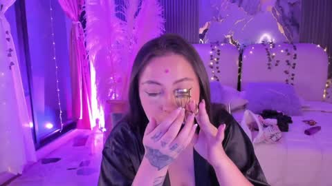 Lady  online show from 27, 3, 2026