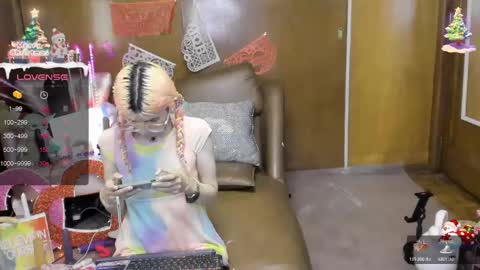 Skinnygirl online show from 22, 2, 2025