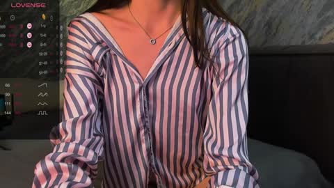 Bella online show from 25, 12, 2024