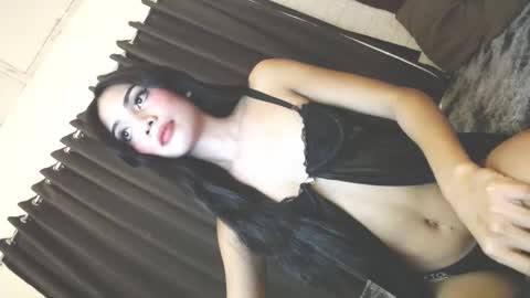 Snapshot of lahermosa_manika69 chatting on 26, 1, 2025 MANIKA online show from 26, 1, 2025