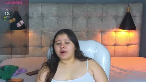    online show from 3, 12, 2025