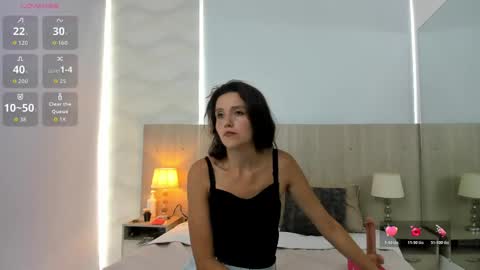 Laia Cruz online show from 26, 4, 2026