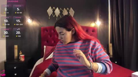 Snapshot of laia_jonees chatting on 18, 9, 2025 Laia online show from 18, 9, 2025