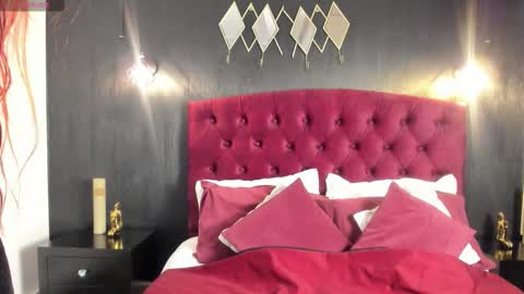 Snapshot of laia_jonees chatting on 21, 9, 2025 Laia online show from 21, 9, 2025