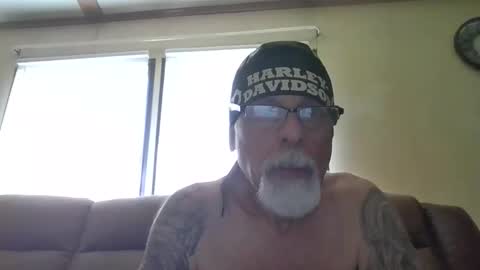 Snapshot of laidbackluxury chatting on 3, 6, 2026 laidbackluxury online show from 3, 6, 2026