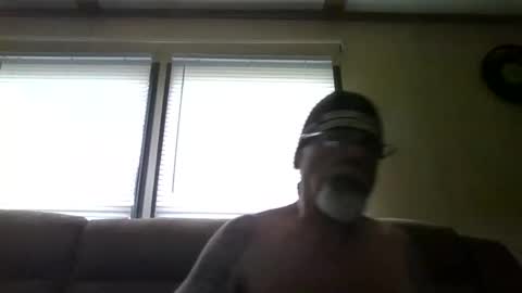 Snapshot of laidbackluxury chatting on 7, 6, 2026 laidbackluxury online show from 7, 6, 2026