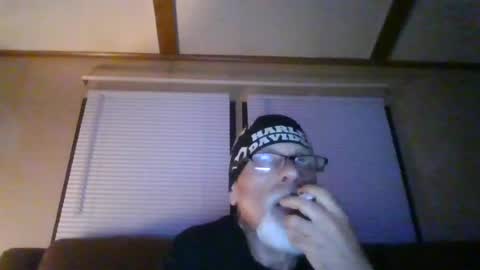 Snapshot of laidbackluxury chatting on 23, 6, 2026 laidbackluxury online show from 23, 6, 2026