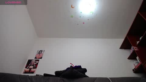 Leila Laly online show from 17, 2, 2025