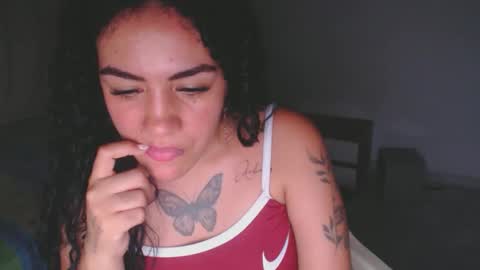 Snapshot of laila_silk chatting on 11, 6, 2026 laila_silk online show from 11, 6, 2026