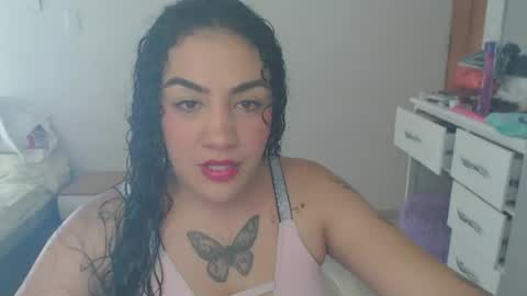 Snapshot of laila_silk chatting on 14, 6, 2026 laila_silk online show from 14, 6, 2026