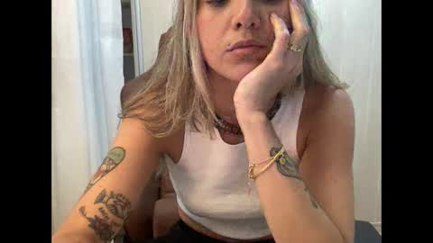 lailayourangel online show from 4, 12, 2025