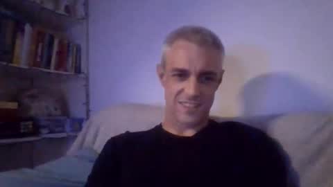 Snapshot of lain1986dd chatting on 18, 12, 2025 Lain online show from 18, 12, 2025