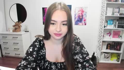 Kira online show from 6, 3, 2025