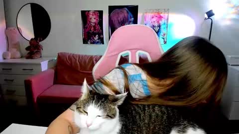 Kira online show from 13, 10, 2025