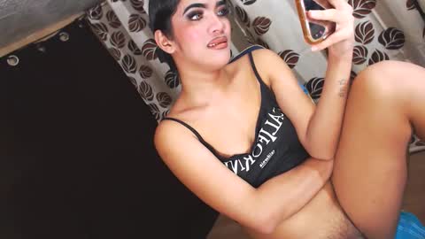 YoungMisstresslaira not into cheap online show from 11, 1, 2025