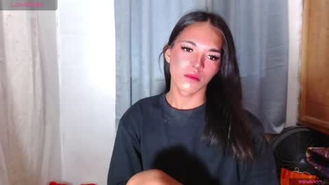 Snapshot of lala_moves chatting on 17, 5, 2026 Joxie online show from 17, 5, 2026
