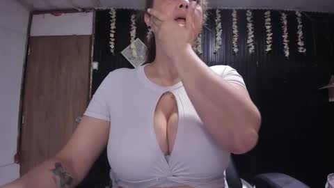 Snapshot of lalanaughty1 chatting on 3, 12, 2025 Sofi online show from 3, 12, 2025