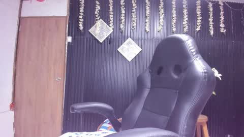 Snapshot of lalanaughty1 chatting on 6, 1, 2026 Sofi online show from 6, 1, 2026