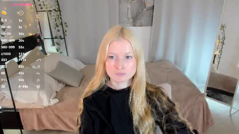 Snapshot of laly_peach chatting on 14, 6, 2026 Laly online show from 14, 6, 2026