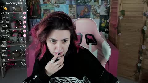 just call me Lana  and her security online show from 16, 1, 2025