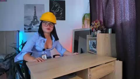  Lana  online show from 10, 6, 2026