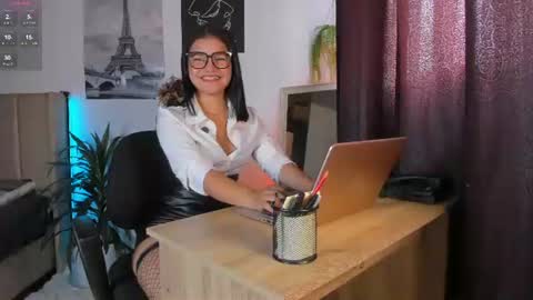  Lana  online show from 17, 6, 2026