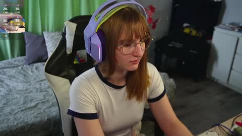 Snapshot of lana_del_kay chatting on 6, 12, 2024 Kay online show from 6, 12, 2024