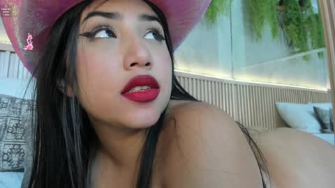 lana_lann online show from 24, 1, 2025