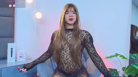 valentino moon online show from 2, 4, 2026