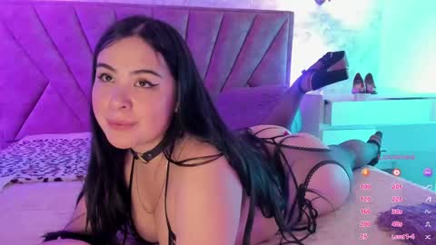 Snapshot of lana_queen13 chatting on 17, 5, 2026 Angel IG online show from 17, 5, 2026