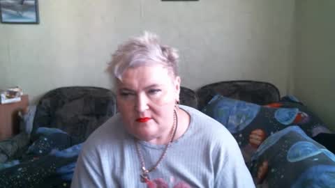 lanacat555 online show from 20, 4, 2026