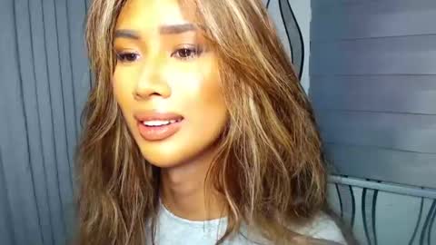 Lana online show from 2, 2, 2025