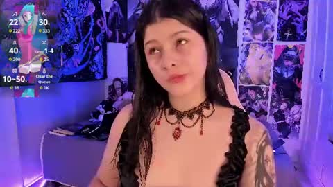 LanaKyutt666 online show from 24, 7, 2026