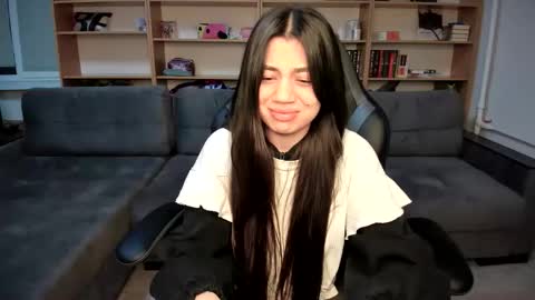 Lana online show from 6, 6, 2026