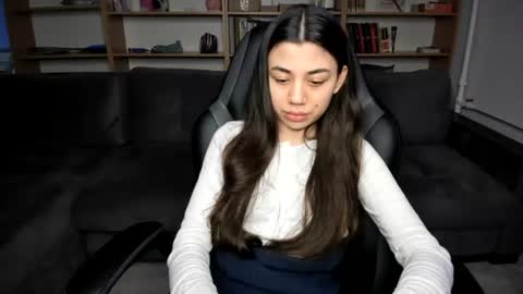 Lana online show from 9, 7, 2026