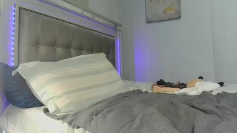 Lana Lava online show from 7, 2, 2025